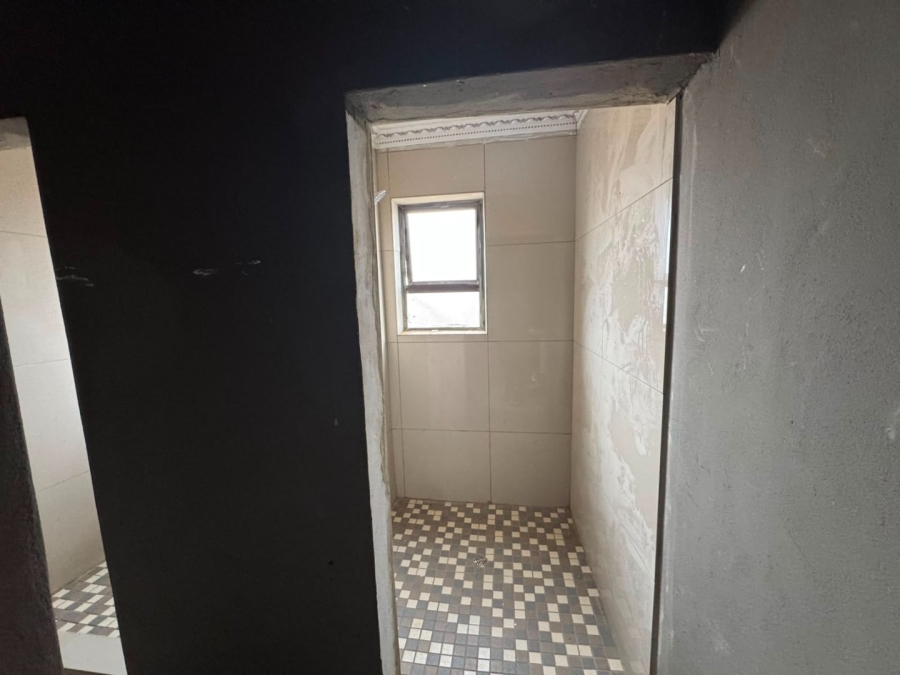 4 Bedroom Property for Sale in Botshabelo Free State